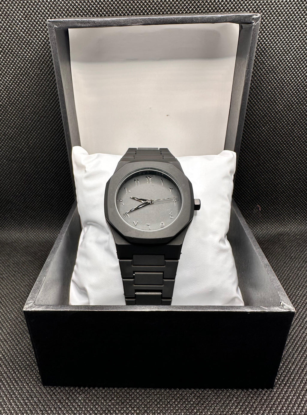 Arabic AURA Watch